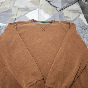 G.H. Bass & Co. Men's Tan Crewneck Sweater